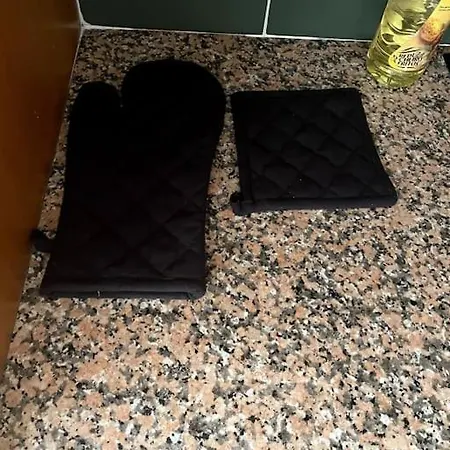 Sol No Patio - In Unserem Stadthaus Mit Innenhof Auch Ohne Auto Flexibel Bleiben 度假居 *
