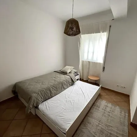 Sol No Patio - In Unserem Stadthaus Mit Innenhof Auch Ohne Auto Flexibel Bleiben Ferienhaus *